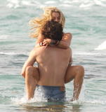 th_21587_celebrity_paradise.com_TheElder_84_122_103lo.jpg