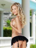 Candice-B-in-Idolo-2319wp4xtm.jpg